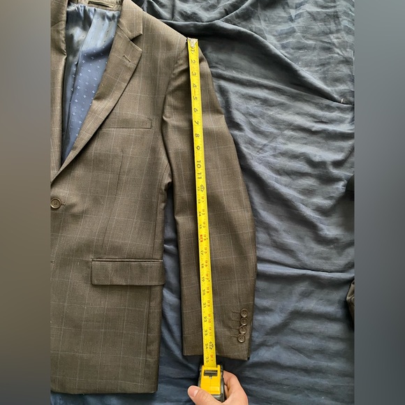 Combatant Gentlemen Brown/Blue Windowpane 3-piece Suit - Picture 5 of 16